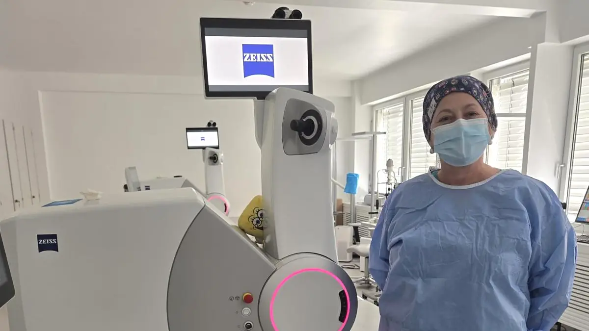 SMILE Pro treatment with the ZEISS VISUMAX 800 at LASIKWELT Cologne